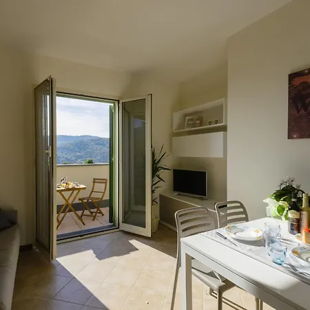 Gloria Del Mare - Schwimmbad Mit Meerblick By Interhome Lejlighed