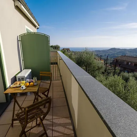 Gloria Del Mare - Schwimmbad Mit Meerblick By Interhome *