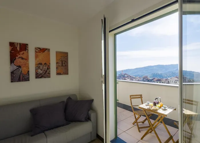Gloria Del Mare - Schwimmbad Mit Meerblick By Interhome * Civezza