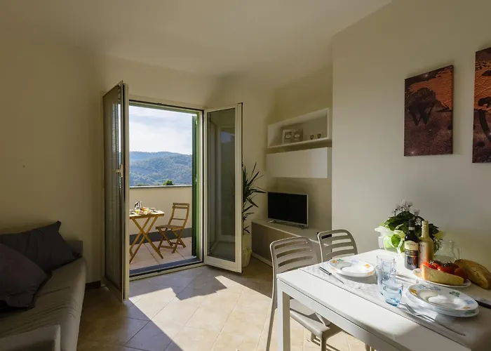 Gloria Del Mare - Schwimmbad Mit Meerblick By Interhome شقة