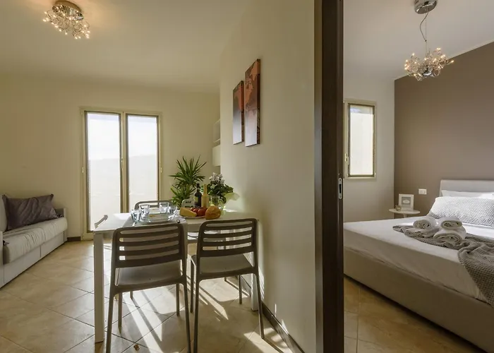 Gloria Del Mare - Schwimmbad Mit Meerblick By Interhome شقة